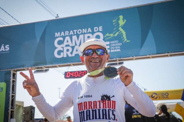 Olha ele a&iacute; de novo: Nilson retorna &agrave; maratona completando sua 332&ordf; corrida