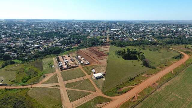 Ferido com golpe de faca, ind&iacute;gena &eacute; encontrado morto em terreno baldio 