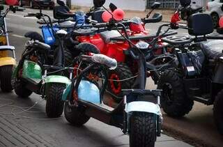 Scooters são alguns dos modelos de ciclomotores já existentes no mercado. (Foto: Henrique Kawaminami)