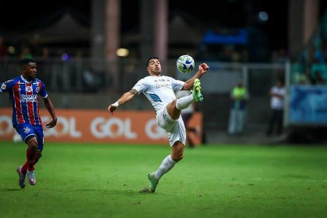 Grêmio vira o jogo e assume vice-liderança ao derrotar o Fluminense por 2 a  1 - Esportes - Campo Grande News