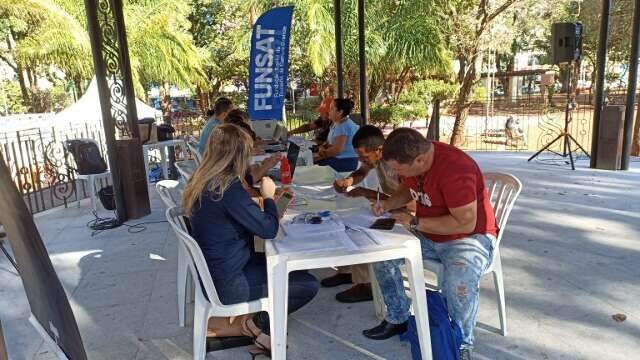 Semana termina com quase 1,9 mil vagas de trabalho em Campo Grande
