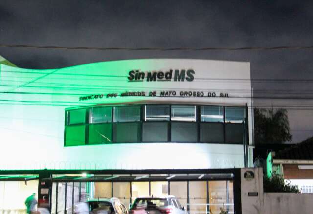 Sindicato dos M&eacute;dicos considera levar quest&atilde;o de plant&otilde;es pedi&aacute;tricos ao MP