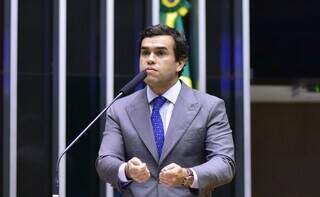 C&acirc;mara aprova projeto que favorece o governo com voto de qualidade no Carf