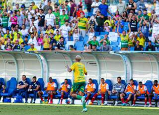 Atacante Deyverson foi o autor do gol do Dourado na Arena Pantanal (Foto: Divulgação/Cuiabá)