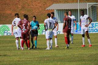 Lance da partida disputada em Patrocínio-MG (Foto: Endrigo Zotelli/Operário FC)