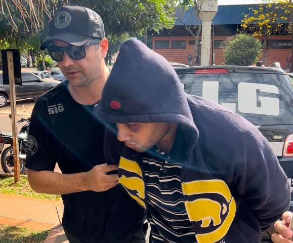 Preso em SP rapaz que matou homem a facadas por ci&uacute;me da ex