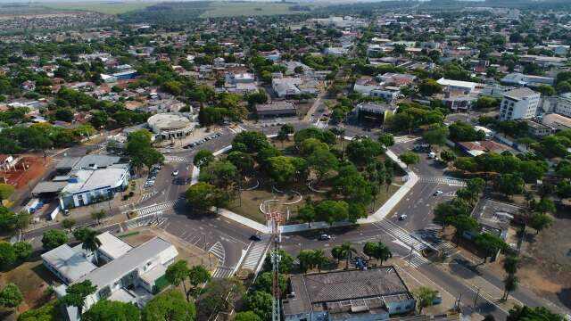 Mulher &eacute; encontrada carbonizada e com ferimentos na cabe&ccedil;a 