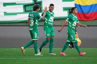 Jogadores da Chapecoense comemoram gol marcado neste domingo. (Foto: Divulgação)