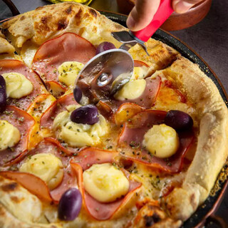 Pizzarias de Campo Grande estão com ofertas para celebrar o Dia da Pizza nesta segunda.