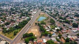 Imagem aérea da cidade de Naviraí, onde ocorreu o crime. (Foto: Divulgação)