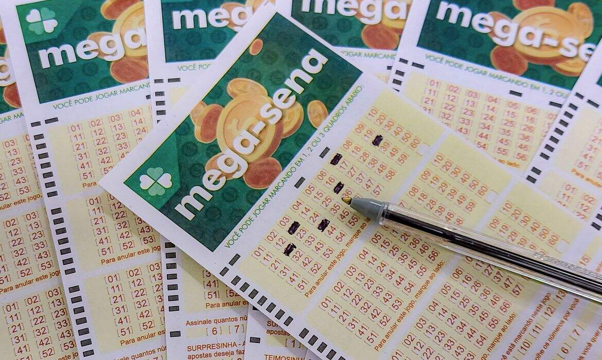 As dezenas 10, 53, 05, 37, 34 e 33 são as mais sorteadas na Mega Sena -  Lotérica Campo Grande - Campo Grande News