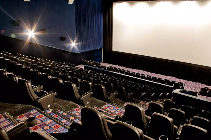 Procon encontra variação de 133% nos ingressos dos cinemas da Capital
