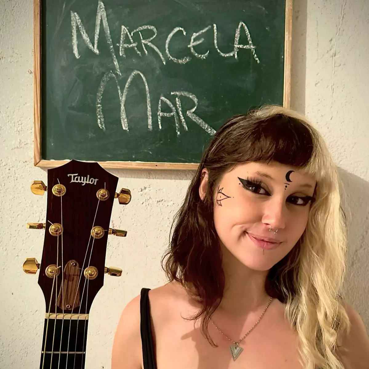 Criada entre músicos, Marcela Mar é uma das novas vozes do Estado