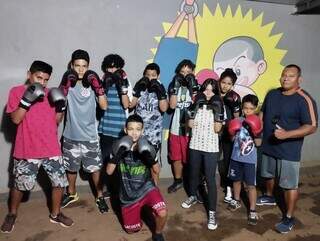 Associação Boxe Popular Nilson Ferreira dá aulas gratuitas para jovens. (Foto: Arquivo pessoal)