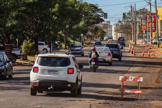 Comerciantes temem atraso na entrega de obra na regi&atilde;o da Tr&ecirc;s Barras