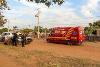 PM e Corpo de Bombeiros foram acionados para a ocorrência (Foto: Juliano Almeida)