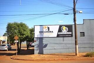 Empresa Rocamora estava fechada no fim desta manhã (Foto: Paulo Francis)