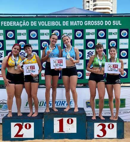 Estadual de V&ocirc;lei de Praia tem finais da categoria adulto neste domingo 