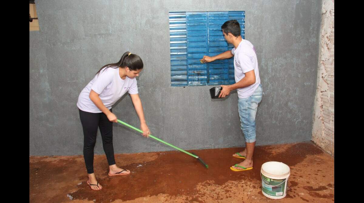 Rafael ensina como improvisar jogos em casa e se divertir com a família -  Diversão - Campo Grande News