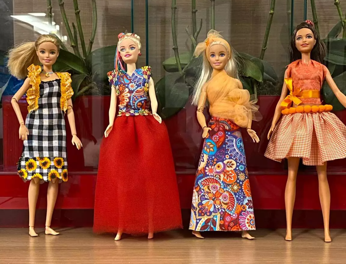 Solange quis agradar neta e hoje sua terapia é fazer roupas de Barbie -  Comportamento - Campo Grande News