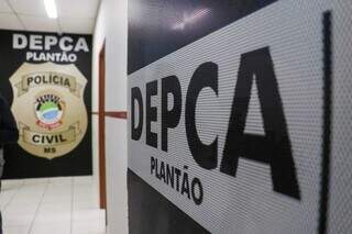 Sala de plantão da DEPCA, onde o caso foi atendido. (Foto: Arquivo/Henrique Kawaminami)