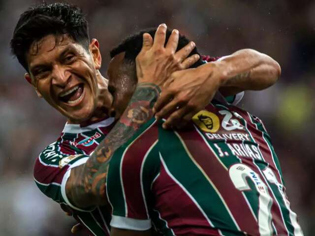 Com gol de Cano, Fluminense vence Santos e retorna ao G4 do Brasileir&atilde;o