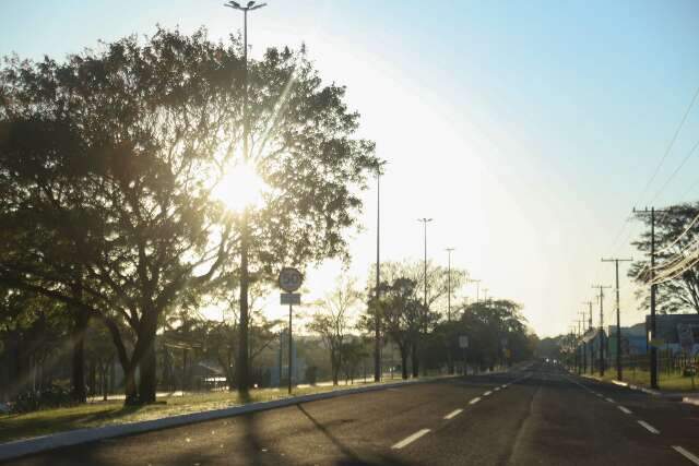 Tempo seco e calor predominam neste domingo no Estado 