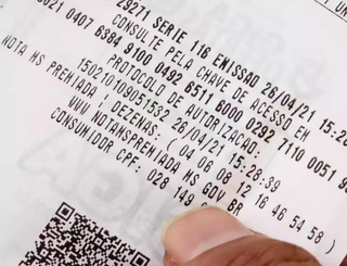 Nota fiscal com o CPF cadastrado; número é usado em sorteios realizados pelo governo do Estado. (Foto: Kísie Ainoã/Arquivo)