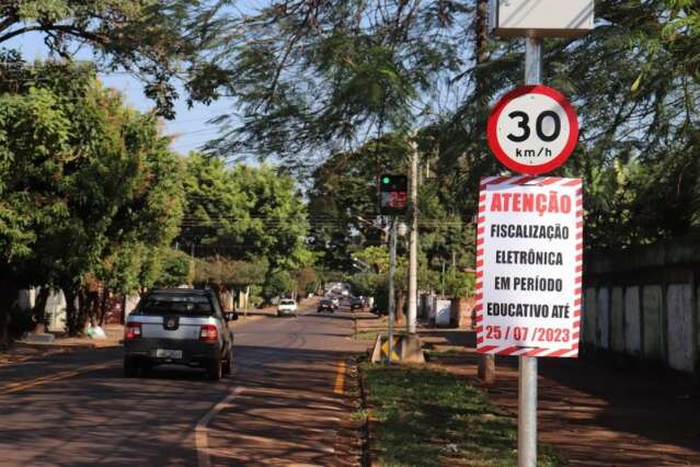 Ap&oacute;s Detran instalar 41 equipamentos, prefeito desiste de ativar lombadas