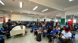 Reunião do secretário Eloy Terena na FAIND (Faculdade Intercultural Indígena) (Foto: Divulgação)