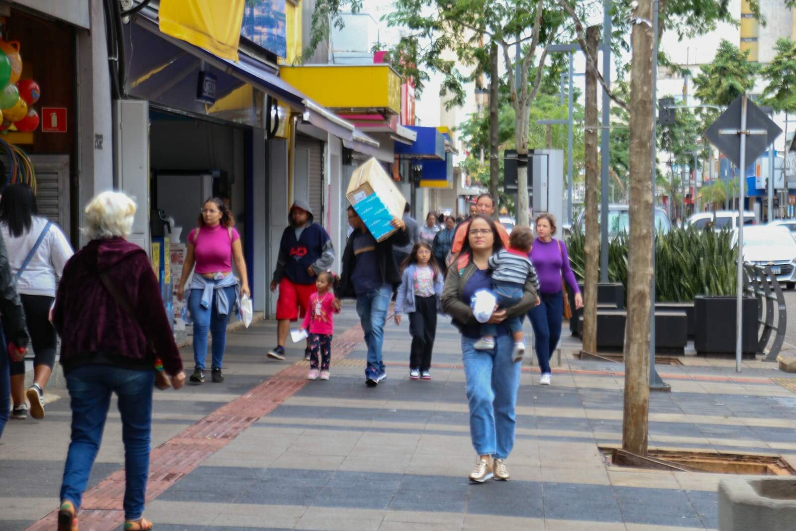 Lojistas de Campo Grande prometem descontos de até 70% em promoção