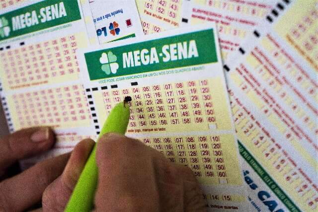Mega-Sena pode pagar at&eacute; R$ 60 milh&otilde;es neste s&aacute;bado