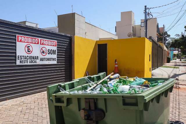 Conveni&ecirc;ncia vira &ldquo;inferno&rdquo; de moradores pr&oacute;ximos &agrave; avenida