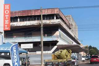 Prédio da antiga rodoviária no Centro de Campo Grande (Foto: Marcos Maluf) 