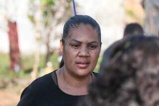 Eliane Lima de Oliveira, de 42 anos, também é uma das lideranças dos moradores (Foto: Marcos Maluf)