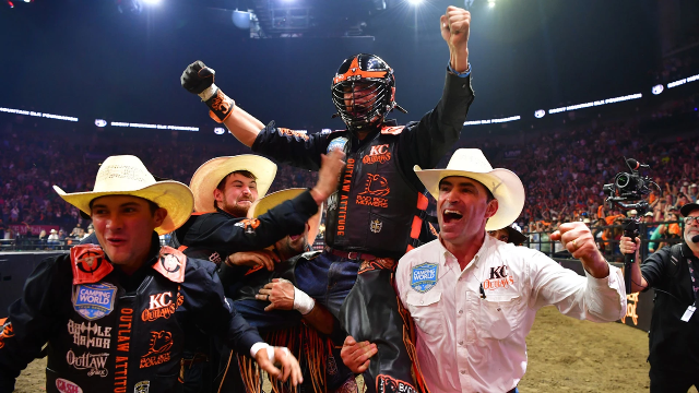 Pe&atilde;o de Cassil&acirc;ndia conquista campeonato de rodeio nos Estados Unidos 