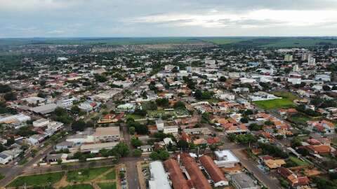 Idoso morre seis dias ap&oacute;s ser esfaqueado por desconhecido dentro de casa