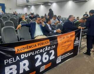 Vereadores do interior mobilizam Câmara da Capital para aderir a movimento pela duplicação da BR-262 (Foto: Caroline Maldonado)