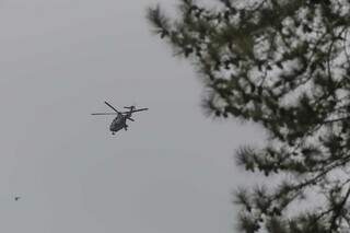 Helicóptero da Força Aérea Brasileira sobrevoa Campo Grande (Foto: Marcos Maluf)