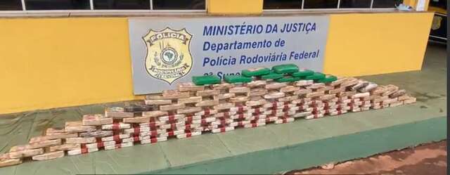  Homem &eacute; preso transportando carga de coca&iacute;na avaliada em R$ 14,2 milh&otilde;es