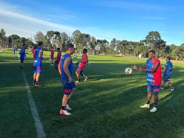 Time de MS chega a Curitiba para decis&atilde;o da Copa do Brasil Sub-20