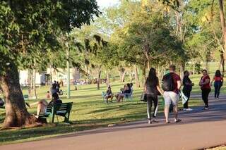 Parque das Nações Indígenas, nos altos da Avenida Afonso Pena, em Campo Grande. (Foto: Juliano Almeida)