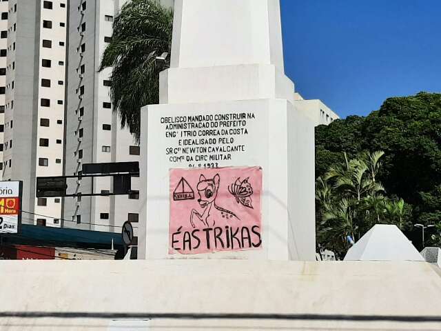 Cartaz no Centro ressuscita apelido que virou pol&ecirc;mica com time de futebol