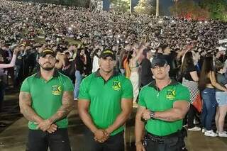 Da esquerda para direita, os seguranças Jonathan, Max e Garcia. (Foto: Arquivo pessoal)