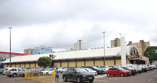 Estacionamento do Mercado Municipal de Campo Grande (Foto: Paulo Francis/Arquivo)