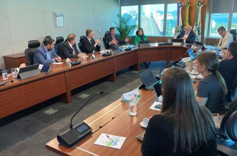 Presidente da Petrobras promete visita técnica à UFN3 nos próximos meses