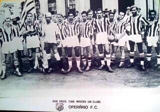 Primeiro time do Operário Futebol Clube em 1938 (Foto: Acervo)