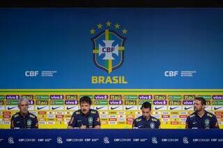 Fernando Diniz fará sua estreia no comando da Seleção Brasileira em 8 de setembro (Foto: Thais Magalhães/CBF)