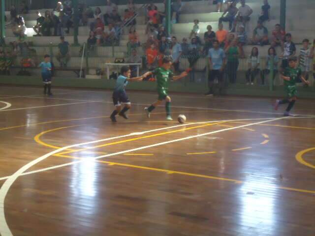 Copa de futsal de base retorna neste s&aacute;bado com cinco jogos 