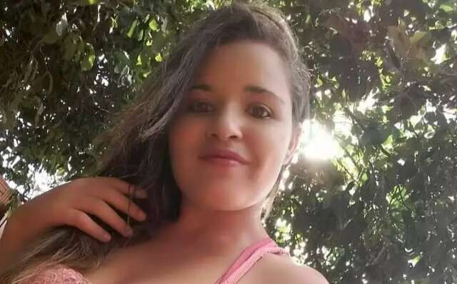 Mulher morre em hospital 13 dias depois de sofrer com 80% do corpo queimado